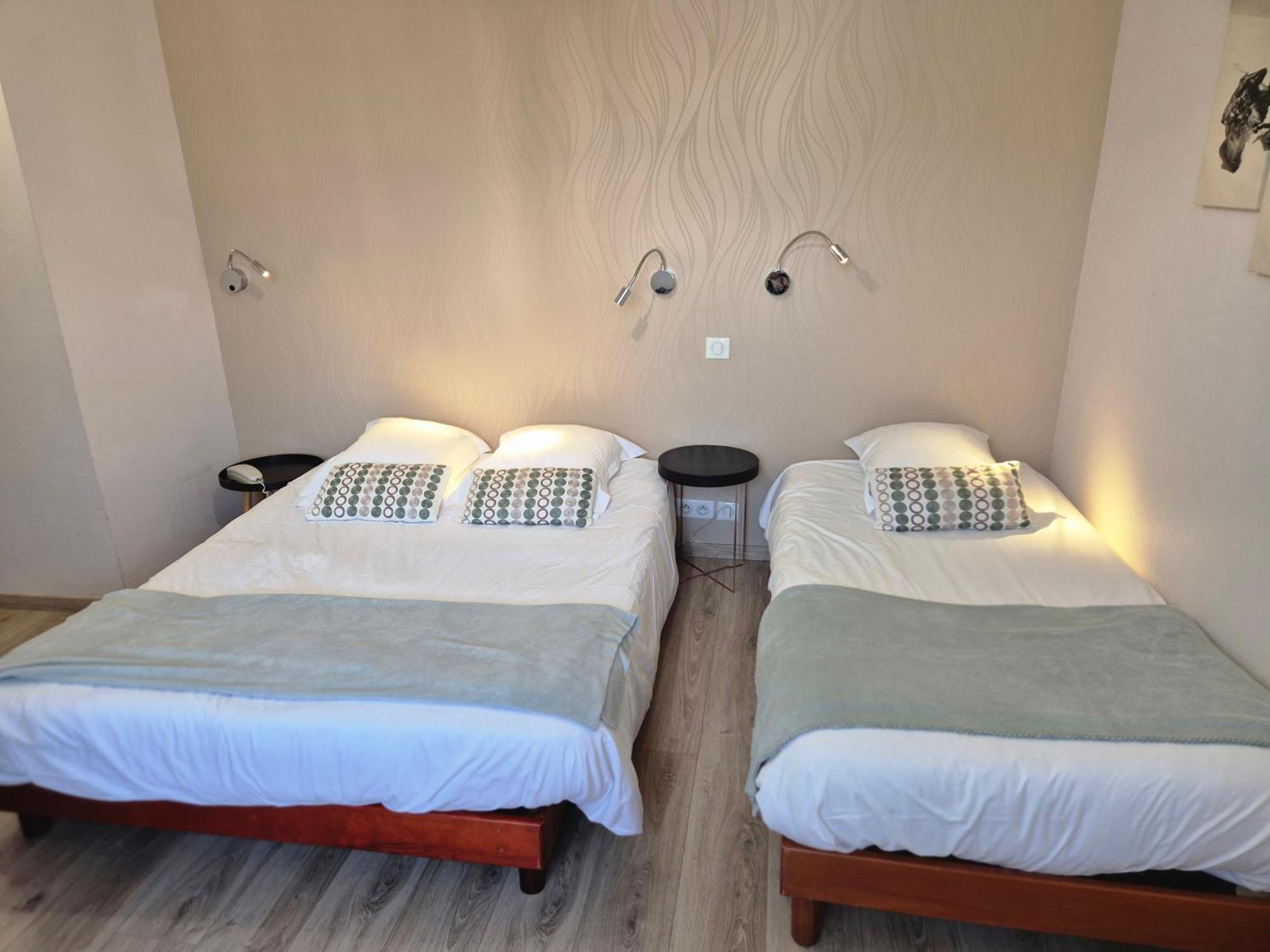 Logis Hotel Restaurant L'Oustal Naves  Dış mekan fotoğraf